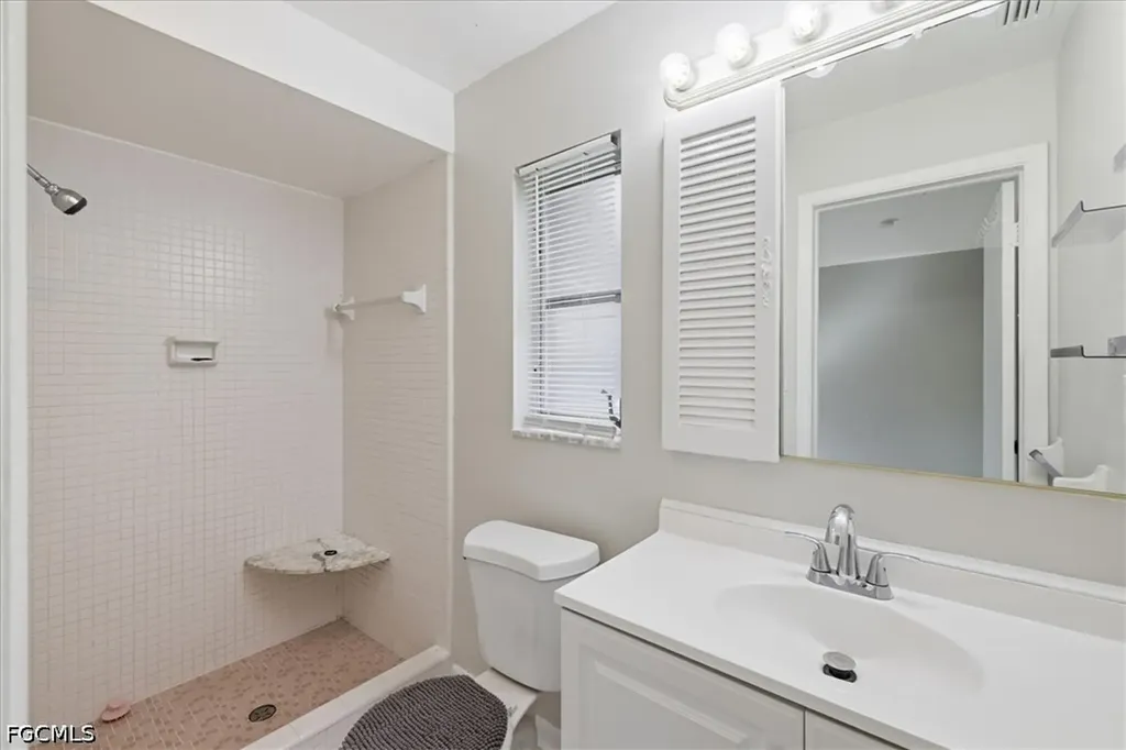 2540 SE 25th Avenue Cape Coral FL 33904