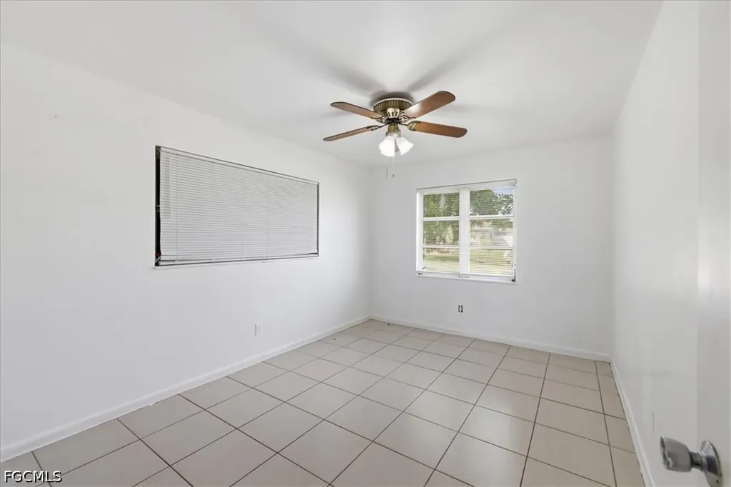 2540 SE 25th Avenue Cape Coral FL 33904