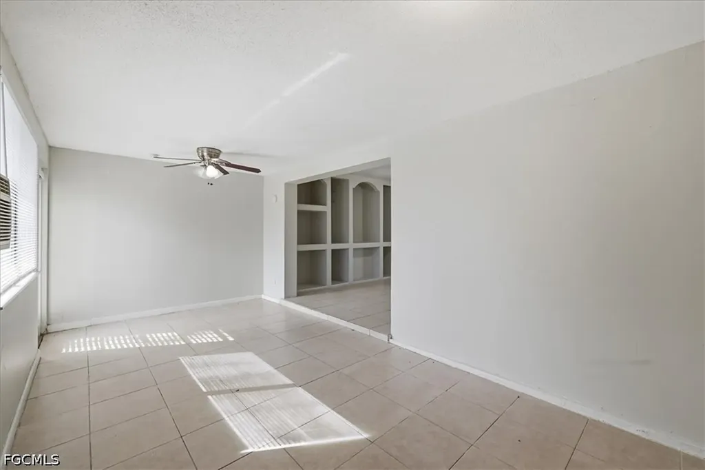 2540 SE 25th Avenue Cape Coral FL 33904