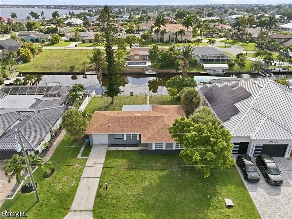 2540 SE 25th Avenue Cape Coral FL 33904