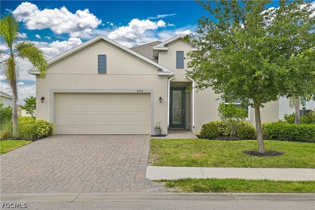 8784 Cascade Price Circle North Fort Myers FL 33917
