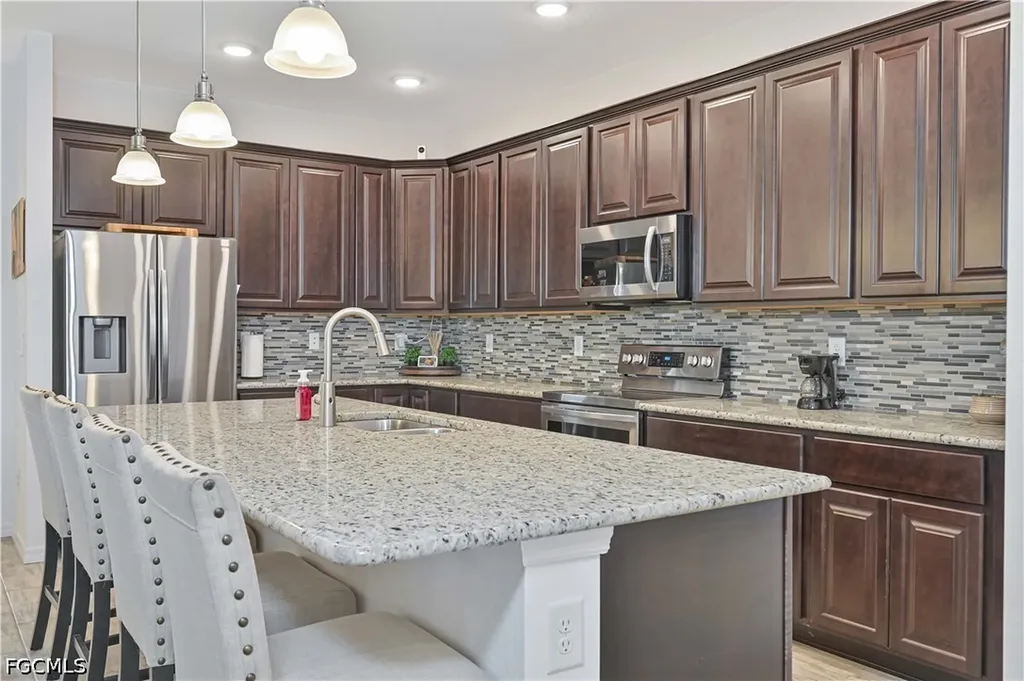 8784 Cascade Price Circle North Fort Myers FL 33917