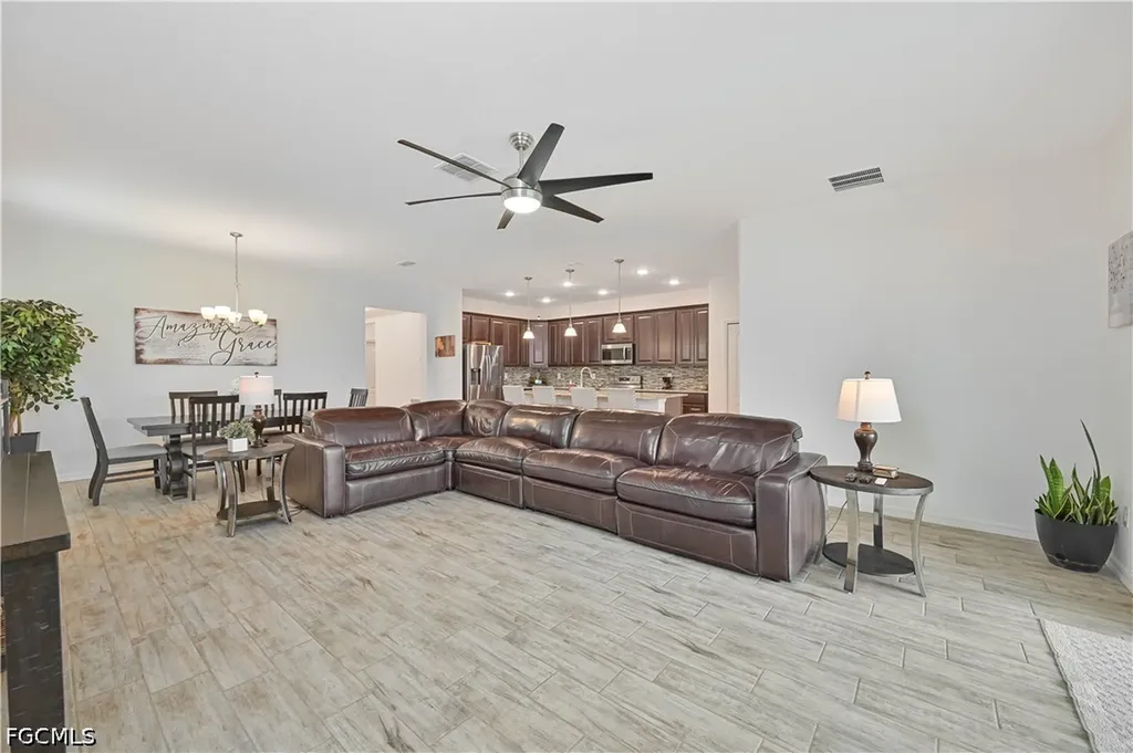 8784 Cascade Price Circle North Fort Myers FL 33917