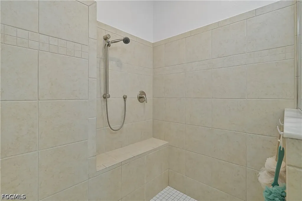 8784 Cascade Price Circle North Fort Myers FL 33917
