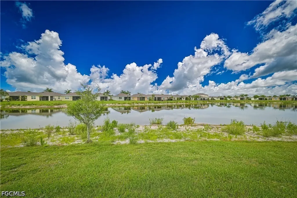 8784 Cascade Price Circle North Fort Myers FL 33917
