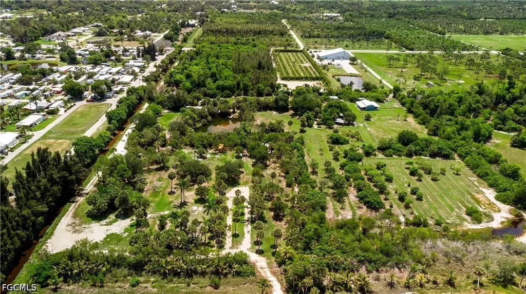 7697 Beach Daisy Lane Bokeelia FL 33922