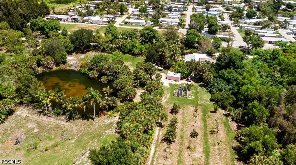 7697 Beach Daisy Lane Bokeelia FL 33922