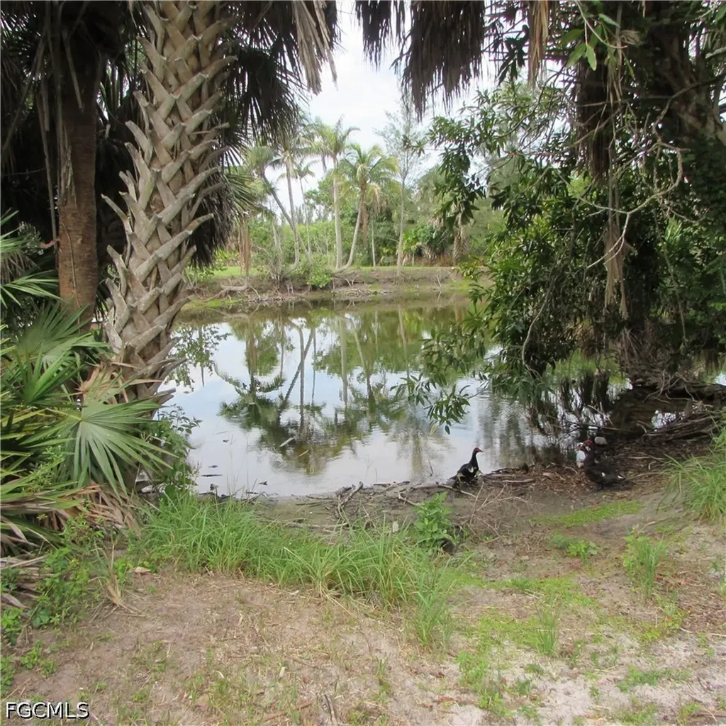 7697 Beach Daisy Lane Bokeelia FL 33922