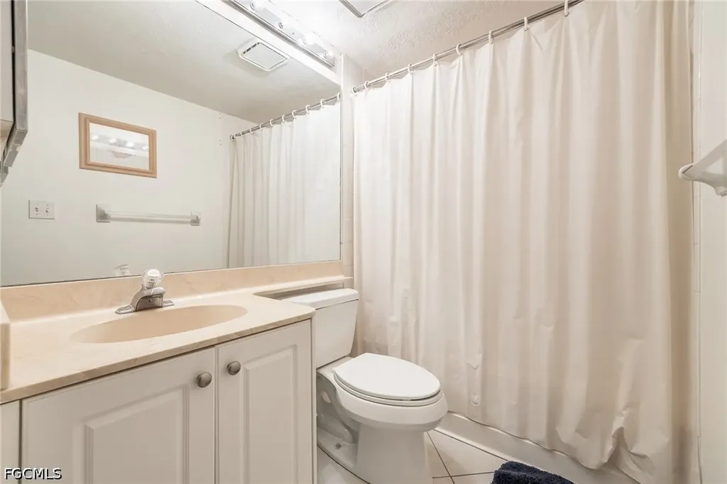 5905 Trailwinds Drive Fort Myers FL 33907