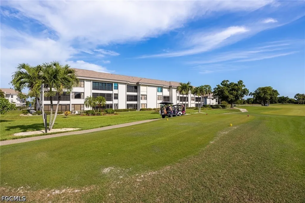 5905 Trailwinds Drive Fort Myers FL 33907