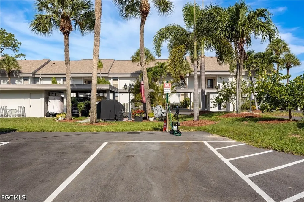 5905 Trailwinds Drive Fort Myers FL 33907