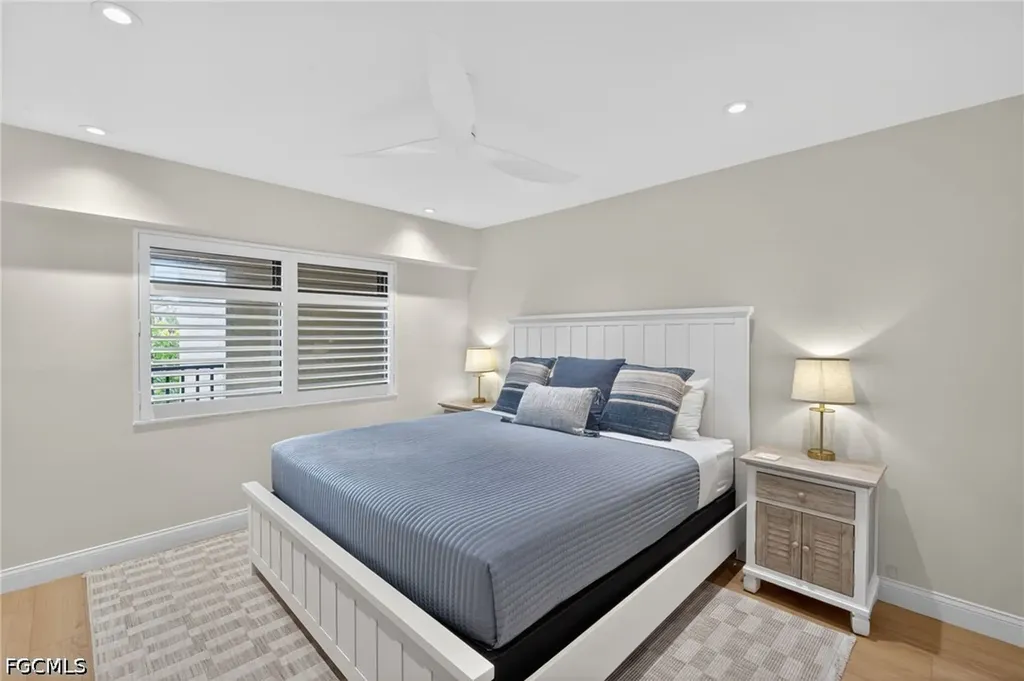 2721 W Gulf Drive Sanibel FL 33957