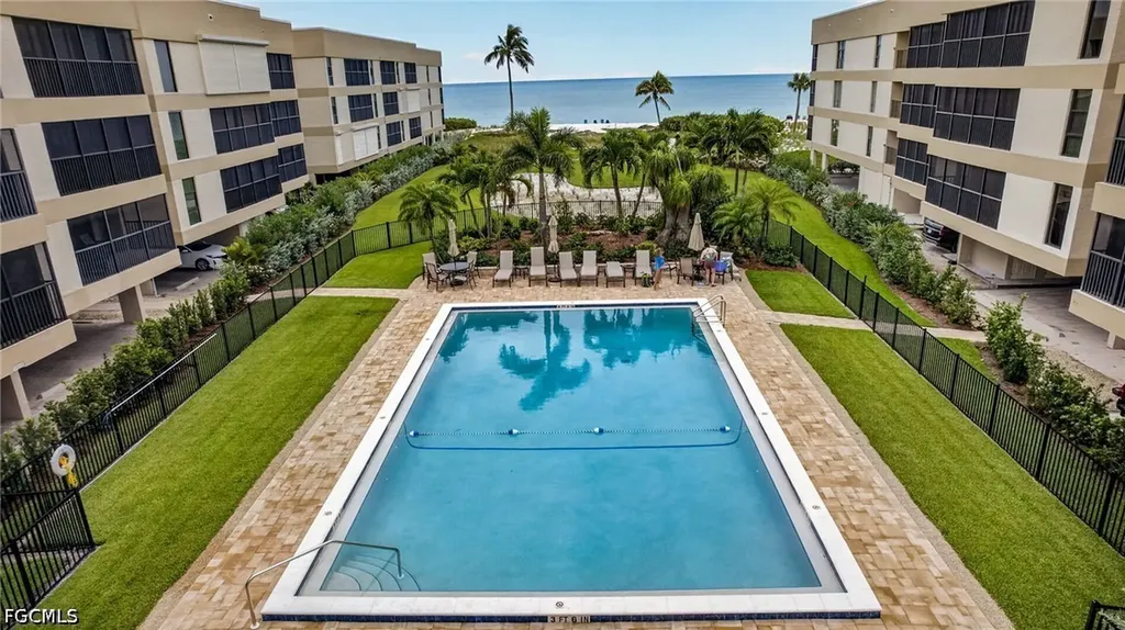 2721 W Gulf Drive Sanibel FL 33957