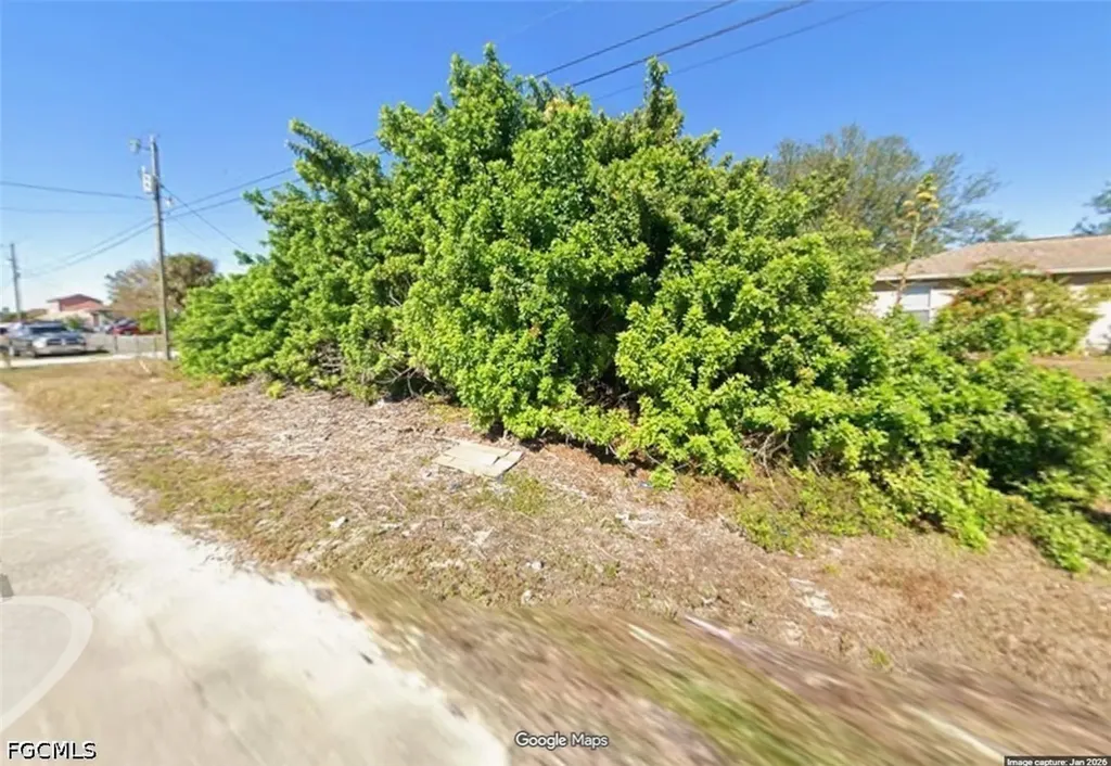 4012 26th Street SW Lehigh Acres FL 33976