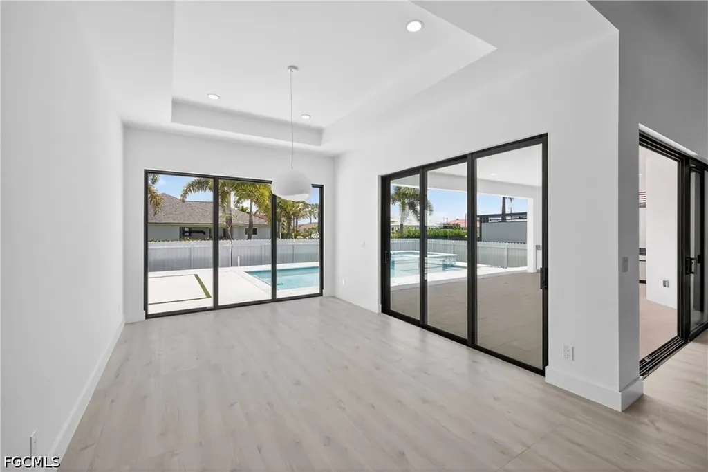 121 NW 35th Place Cape Coral FL 33993