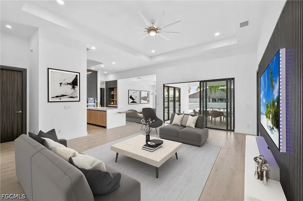 121 NW 35th Place Cape Coral FL 33993