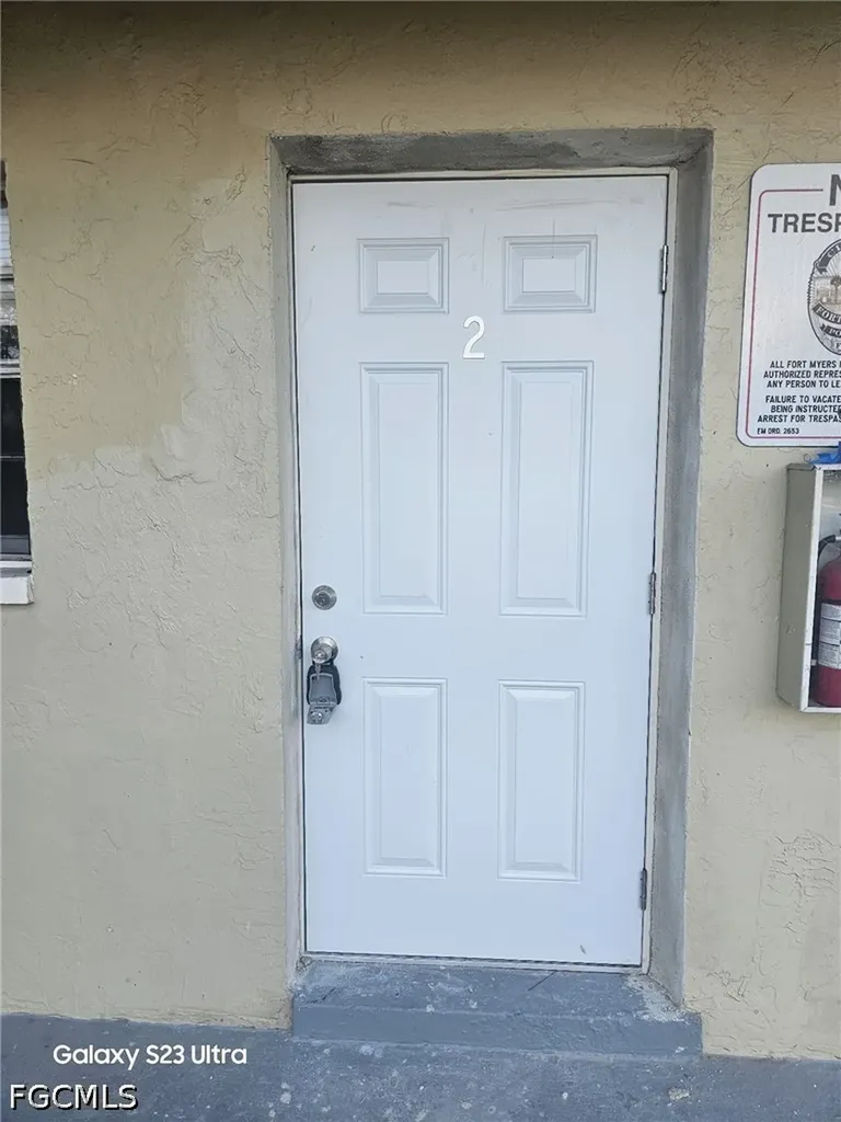 2708 Broadway Fort Myers FL 33901