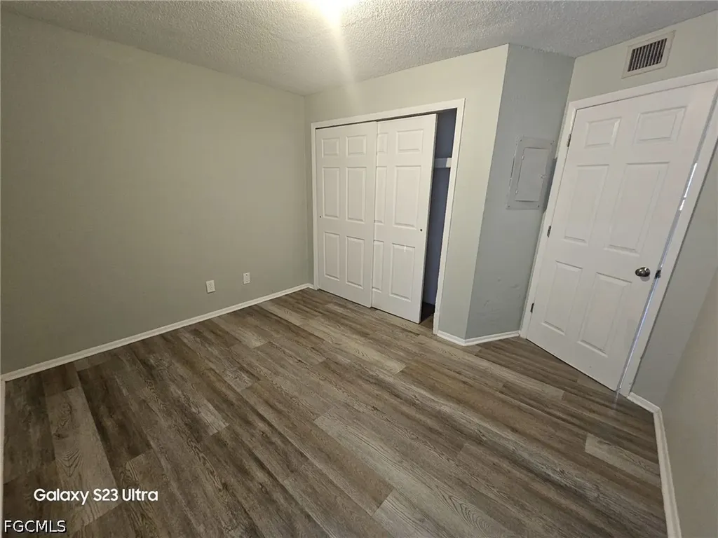 2708 Broadway Fort Myers FL 33901
