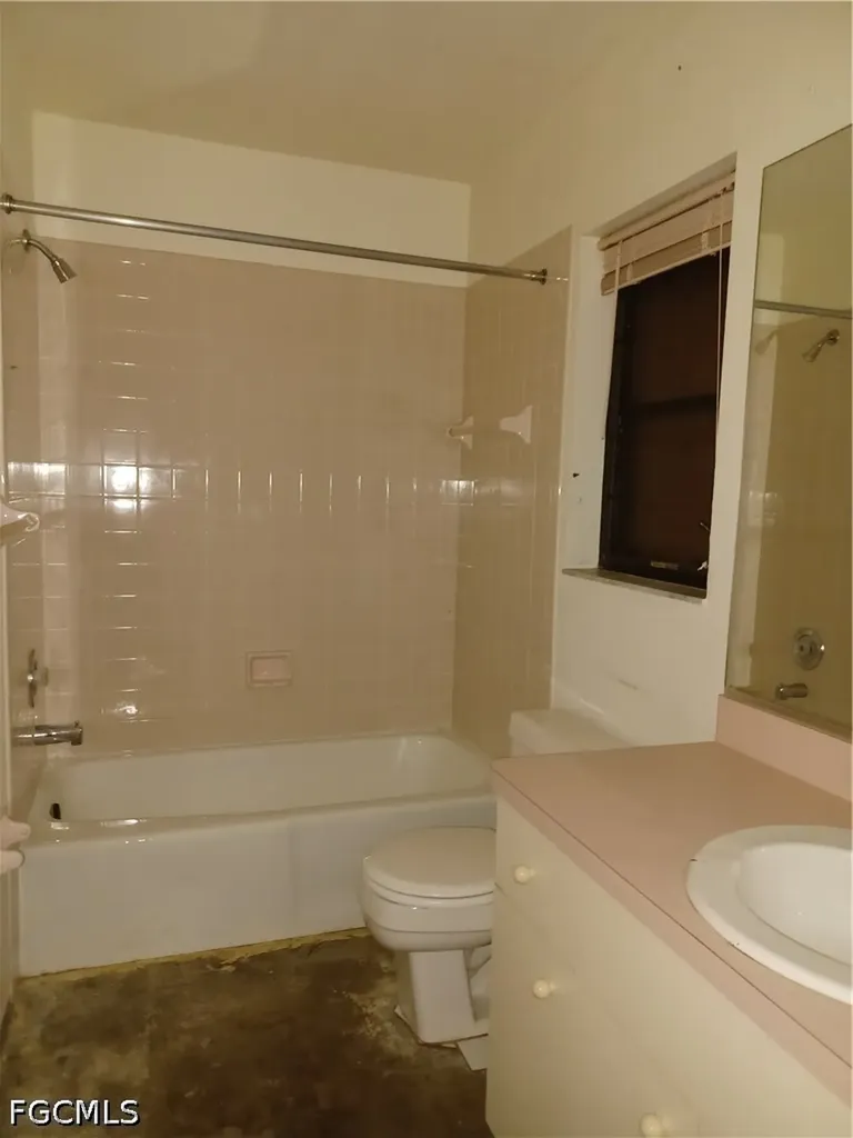 5230 Montego Lane Port Charlotte FL 33981