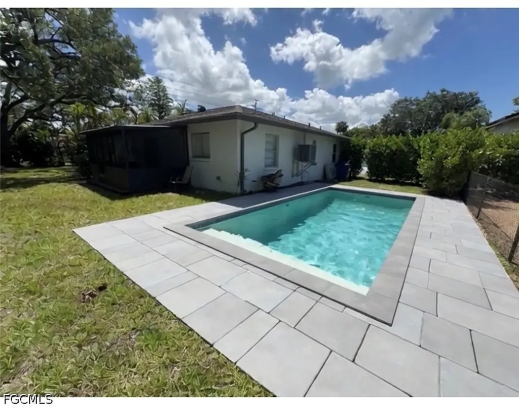 27581 Imperial Shores Boulevard Bonita Springs FL 34134