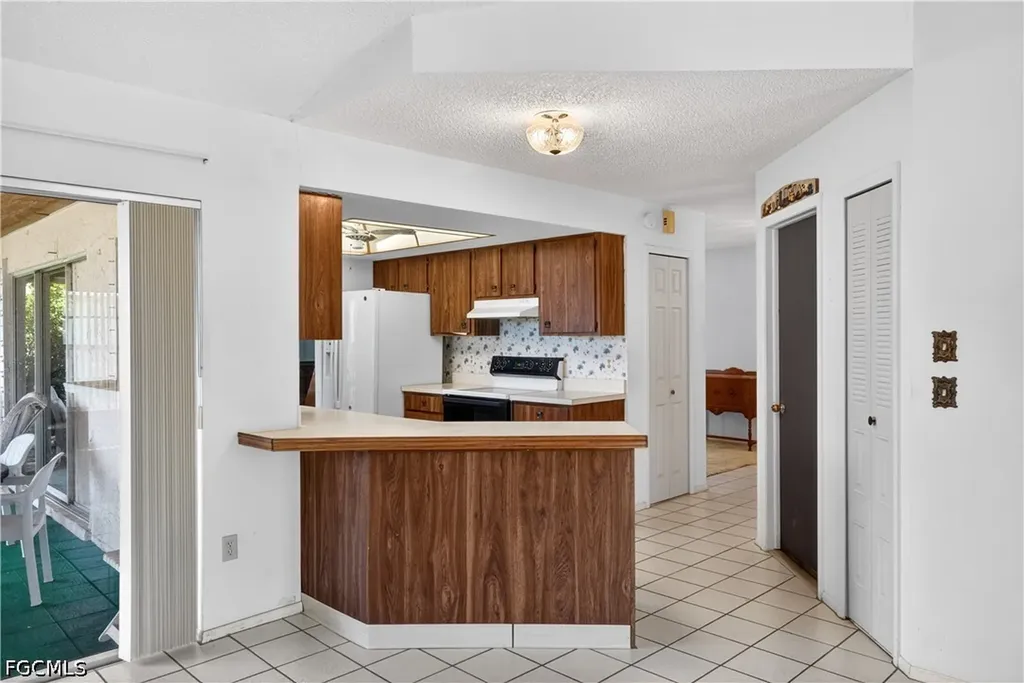 1146 SE 18th Street Cape Coral FL 33990