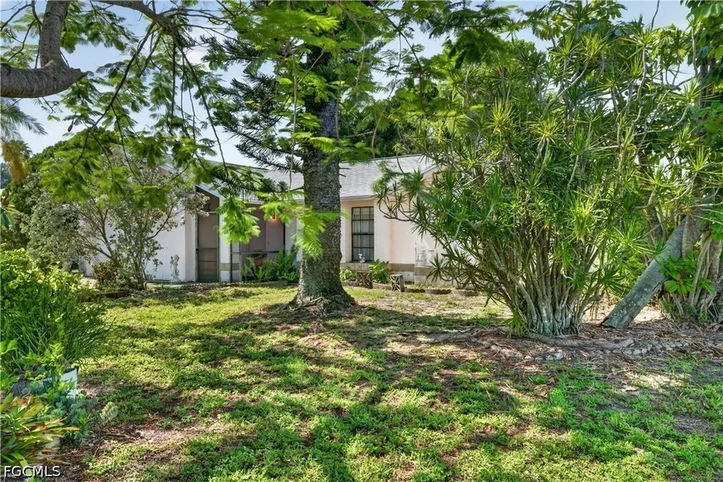 1146 SE 18th Street Cape Coral FL 33990