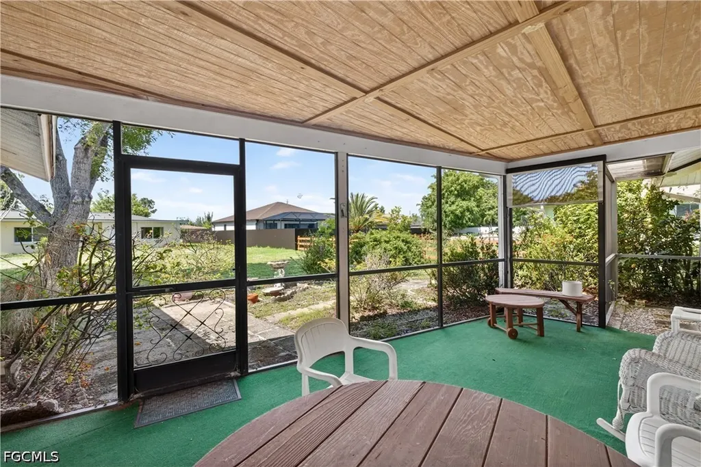 1146 SE 18th Street Cape Coral FL 33990