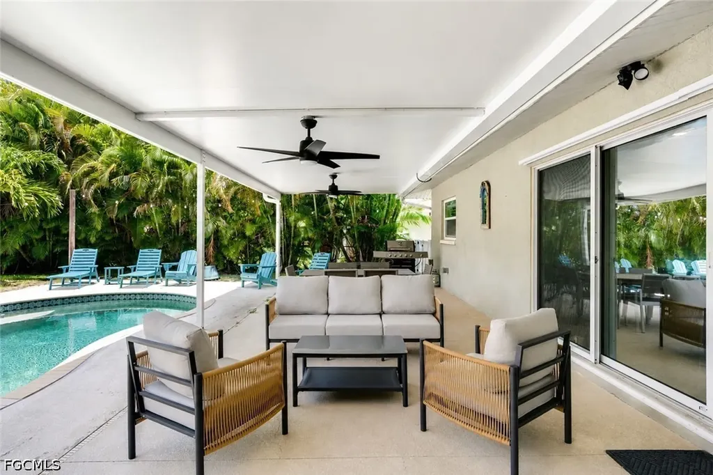 5118 York Court Cape Coral FL 33904
