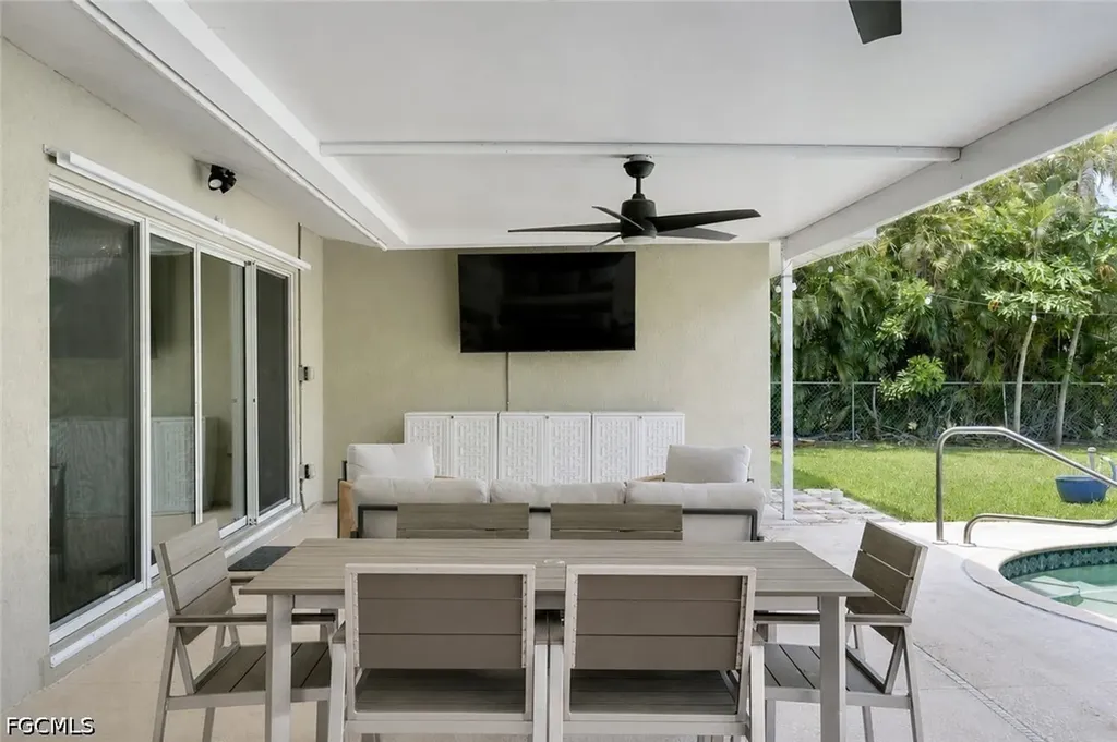 5118 York Court Cape Coral FL 33904