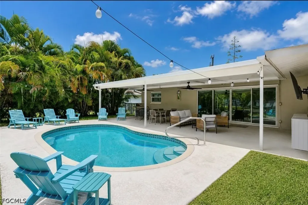 5118 York Court Cape Coral FL 33904