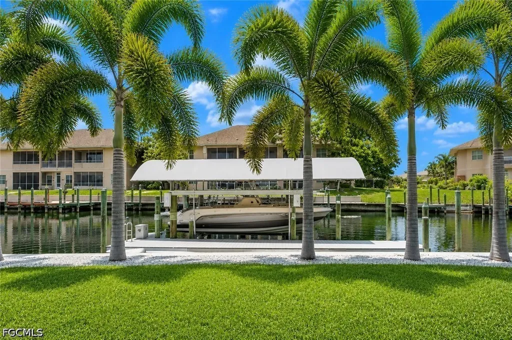 5118 York Court Cape Coral FL 33904