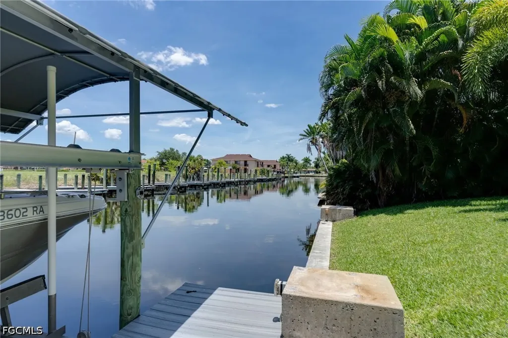 5118 York Court Cape Coral FL 33904