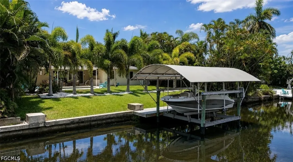 5118 York Court Cape Coral FL 33904
