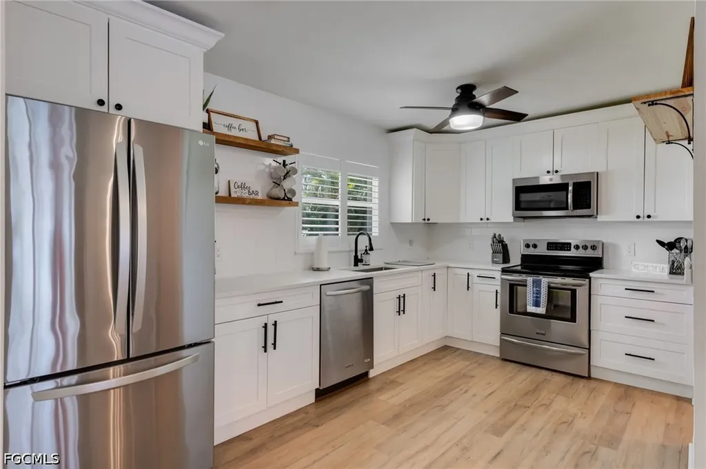 5118 York Court Cape Coral FL 33904