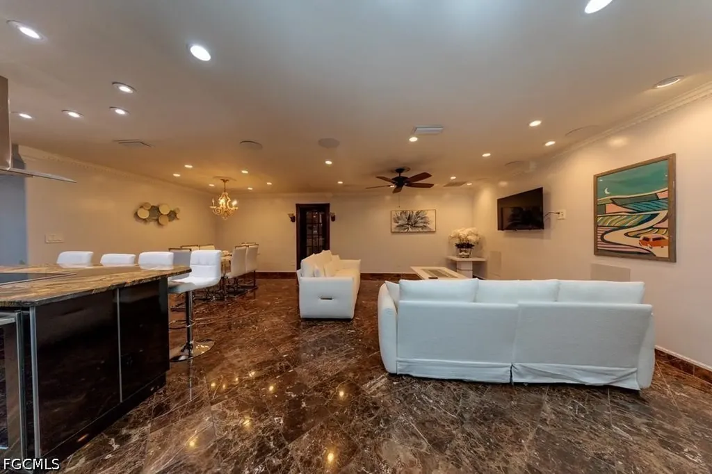 1013 SE 44th Street Cape Coral FL 33904