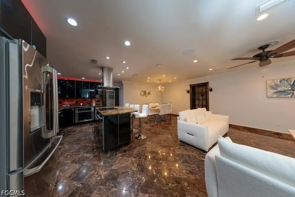 1013 SE 44th Street Cape Coral FL 33904