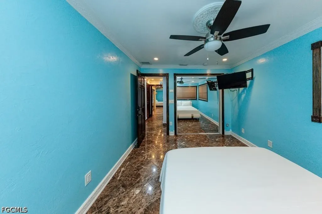 1013 SE 44th Street Cape Coral FL 33904