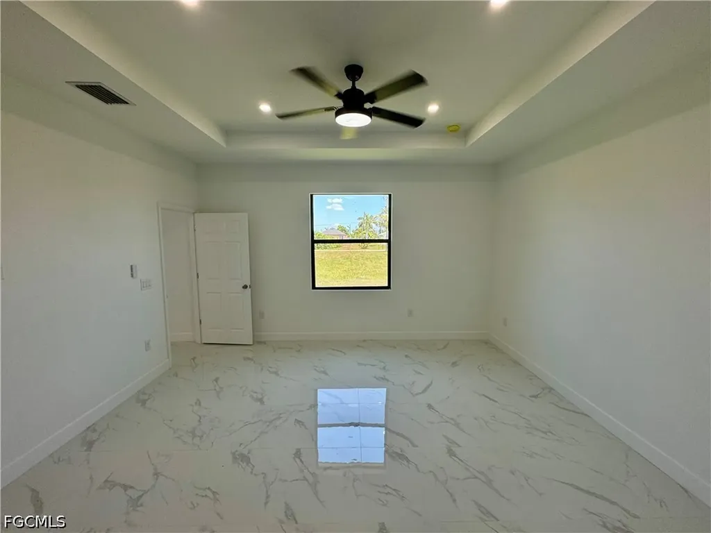 1208 NW 25th Place Cape Coral FL 33993
