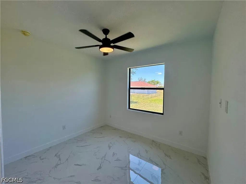 1208 NW 25th Place Cape Coral FL 33993