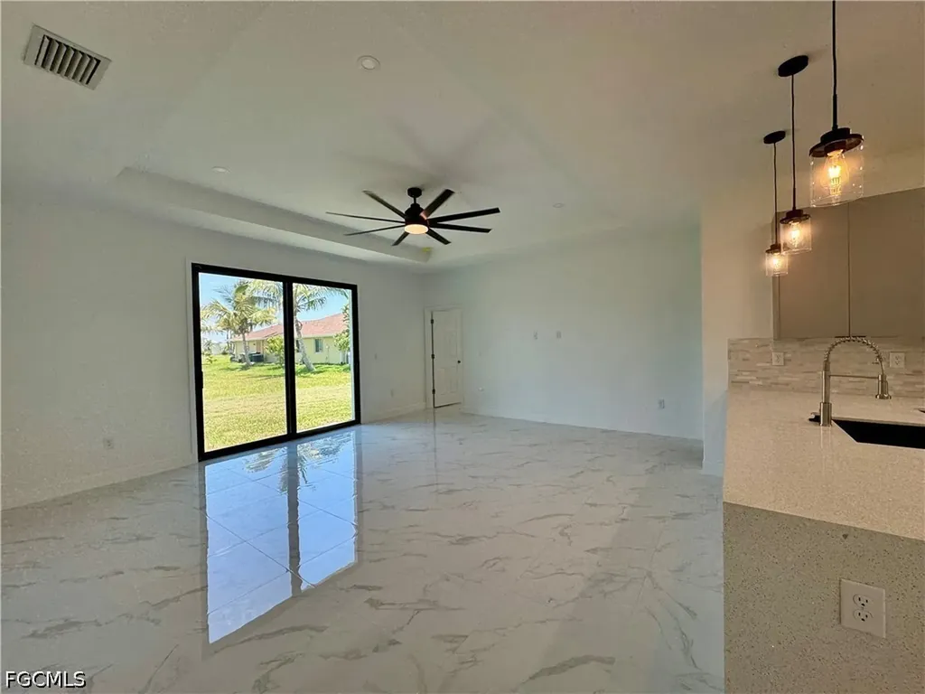 1208 NW 25th Place Cape Coral FL 33993
