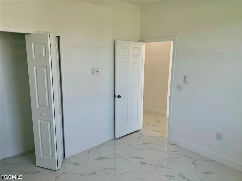 1208 NW 25th Place Cape Coral FL 33993