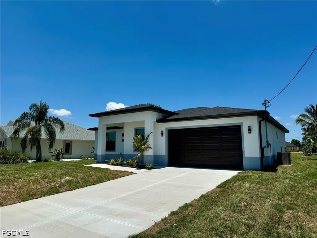1208 NW 25th Place Cape Coral FL 33993