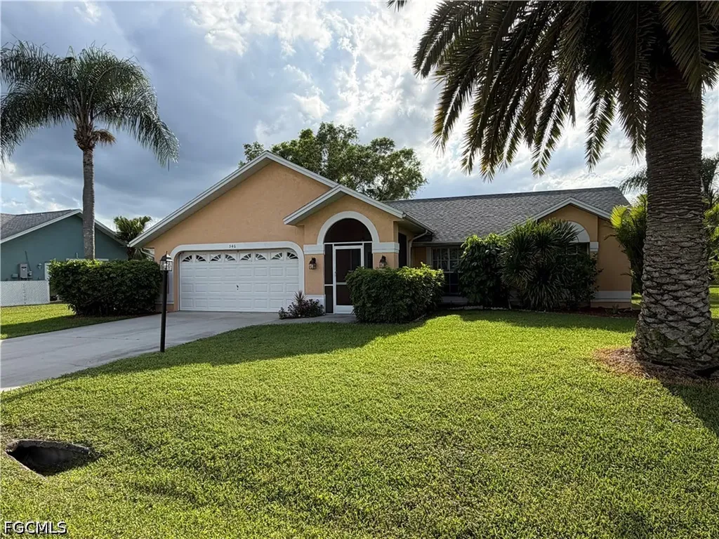 546 Whispering Wind Bend Lehigh Acres FL 33974