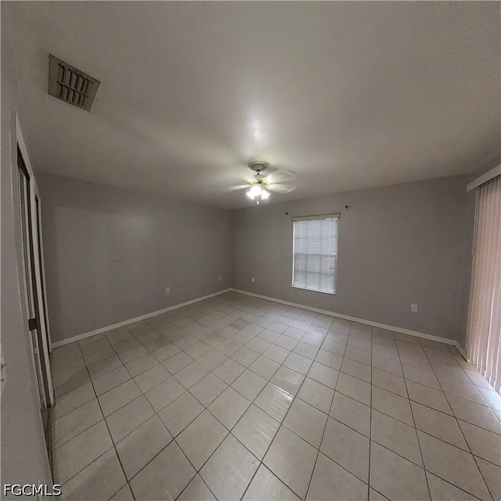 546 Whispering Wind Bend Lehigh Acres FL 33974
