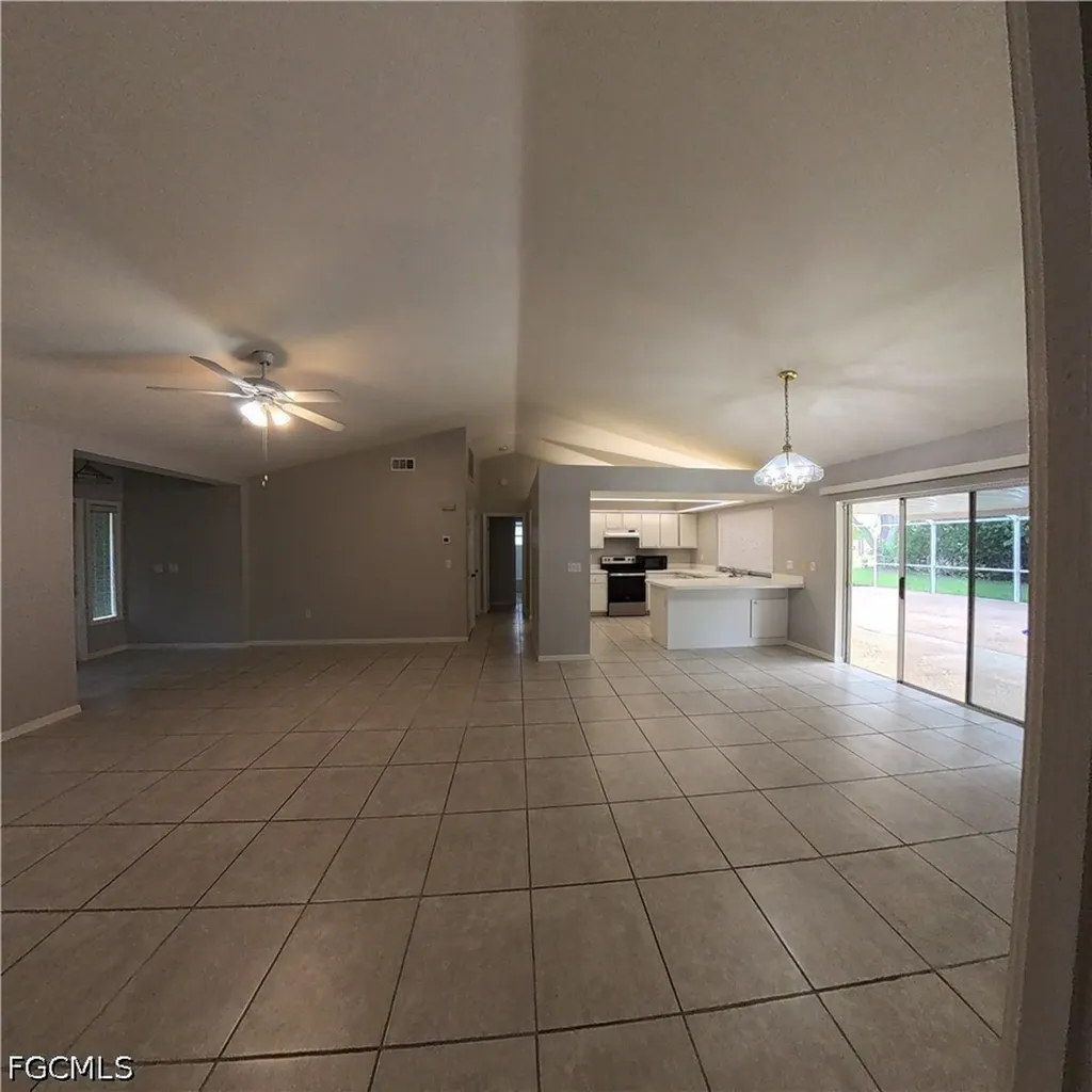 546 Whispering Wind Bend Lehigh Acres FL 33974