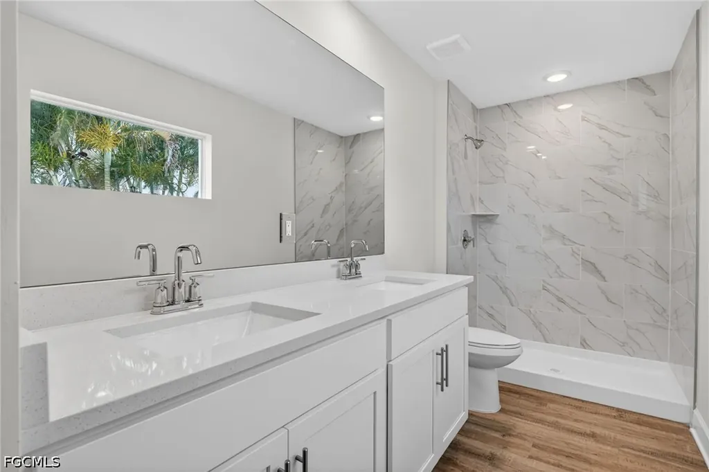2714 NW 3rd Place Cape Coral FL 33993