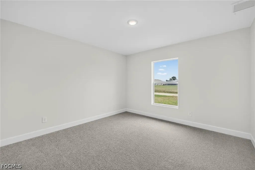 2714 NW 3rd Place Cape Coral FL 33993