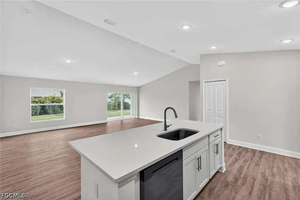 2714 NW 3rd Place Cape Coral FL 33993