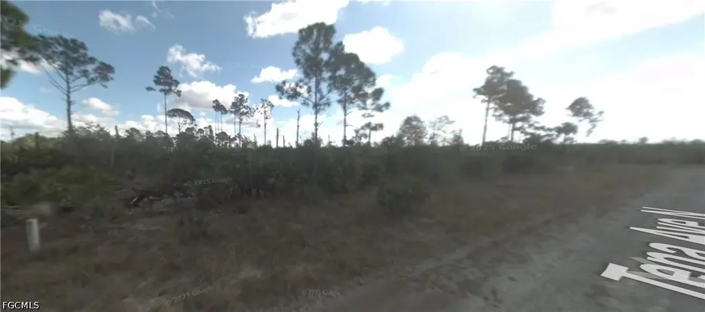 6006 Tena Avenue N Lehigh Acres FL 33971