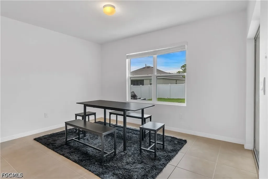 511 SW 26th Avenue Cape Coral FL 33991